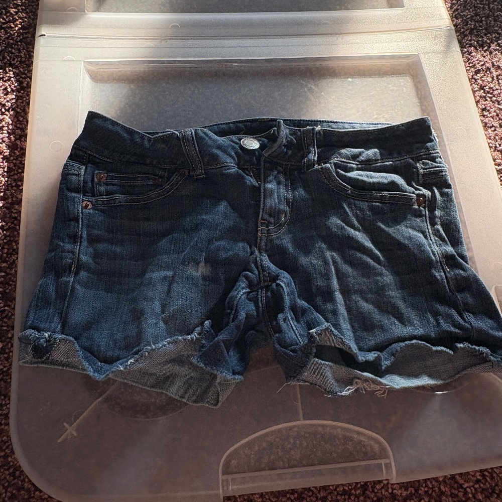 AE women’s dark wash jean shorts